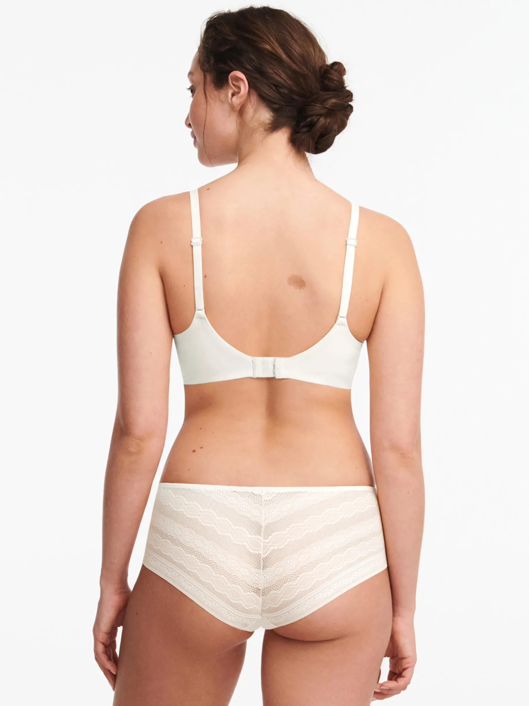 Chantelle EasyFeel Kristen Voorgevormde Plunge BH - Milk